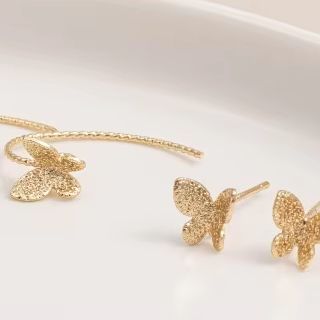 Embroidery Needle Pen - ตะขอเกี่ยวต่างหูแบบปักลายผีเสื้อทราย ชุบทอง 14K พร้อมเข็มเงินแท้ 925 จำนวน