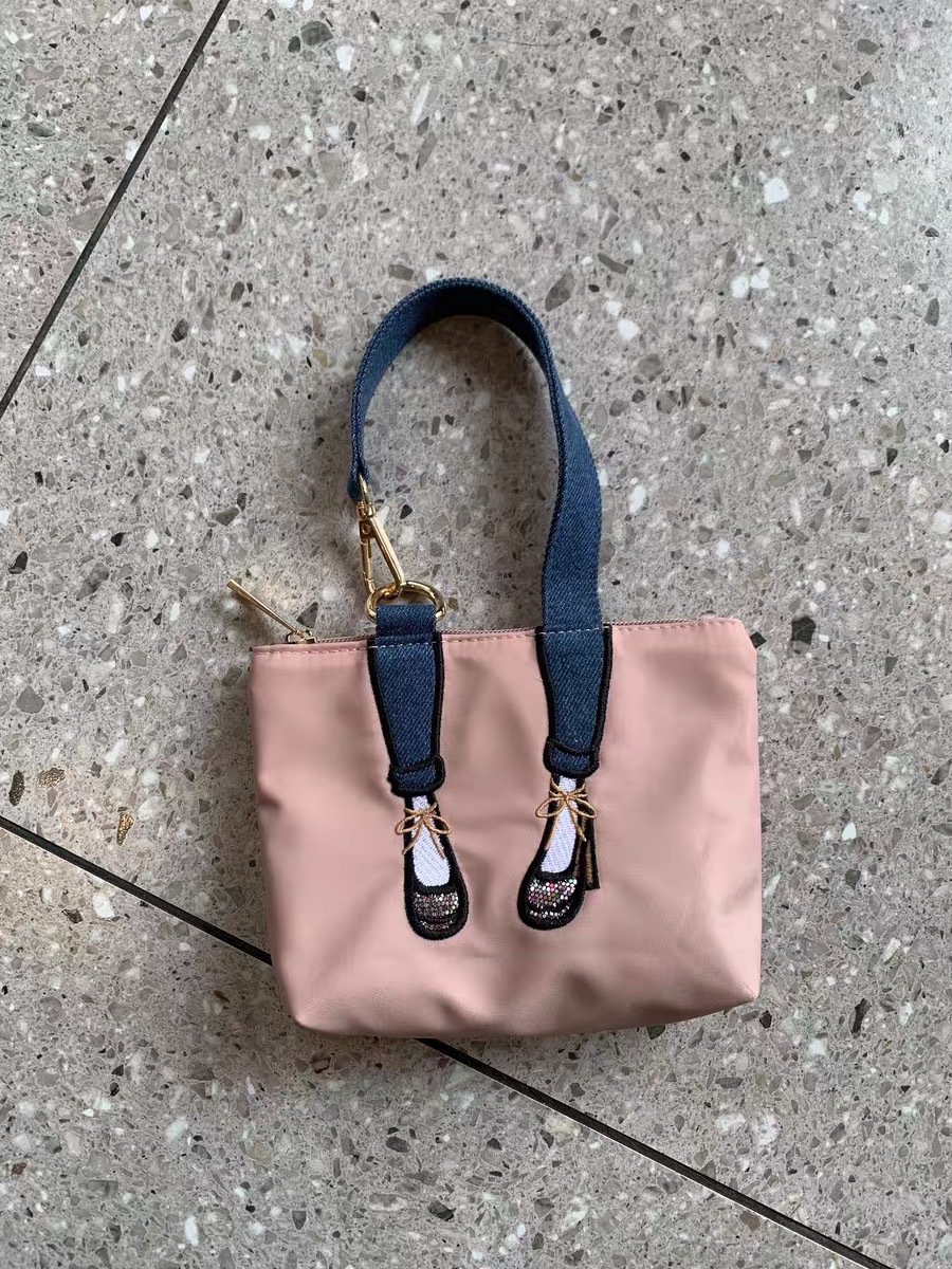 กระเป๋าใส่โทรศัพท์แบบมินิ ผ้าไ - Embroidery Bag บทวิจารณ์และราคา