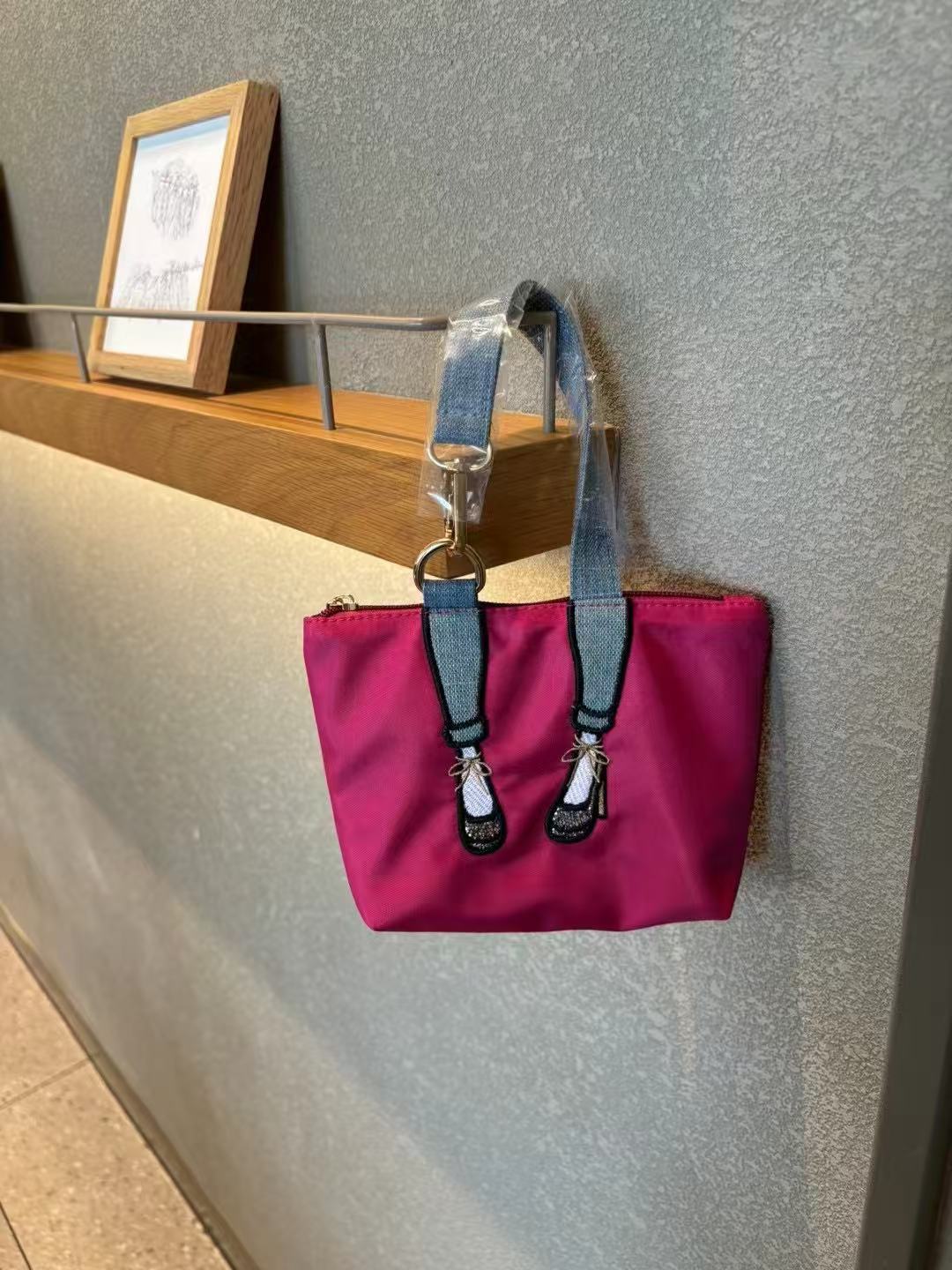 กระเป๋าใส่โทรศัพท์แบบมินิ ผ้าไ - Embroidery Bag บทวิจารณ์และราคา