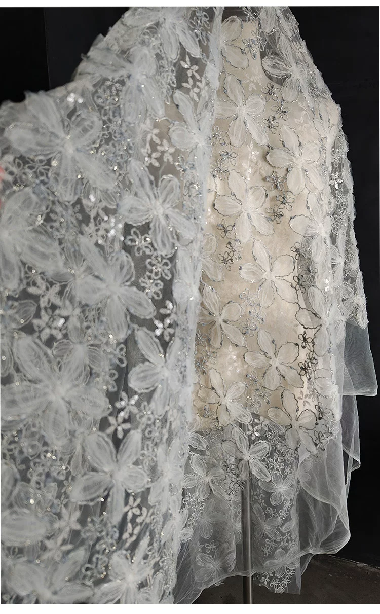ผ้าปักเลื่อมดิ้นทอง 1 หลา, ผ้า - Embroidery Wedding บทวิจารณ์และราคา