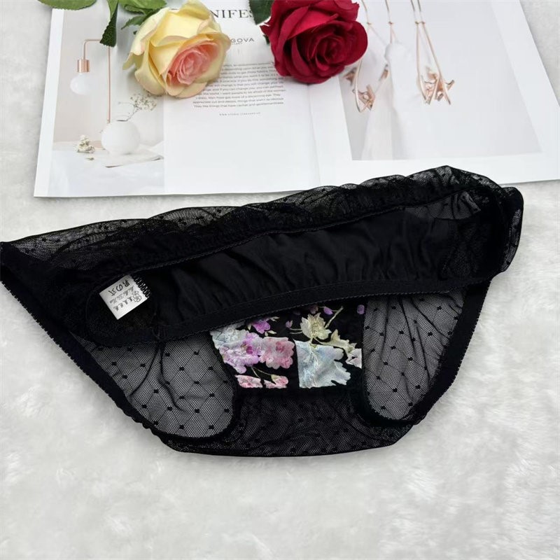 กางเกงในชายปักลายดอกไม้เซ็กซี่ - Embroidery Bag บทวิจารณ์และราคา