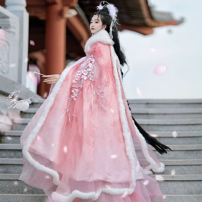 ชุดฮันฟูสีชมพูและสีแดงพร้อมเสื - Embroidery Xmas บทวิจารณ์และราคา